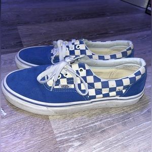 Low Top Vans Sneakers